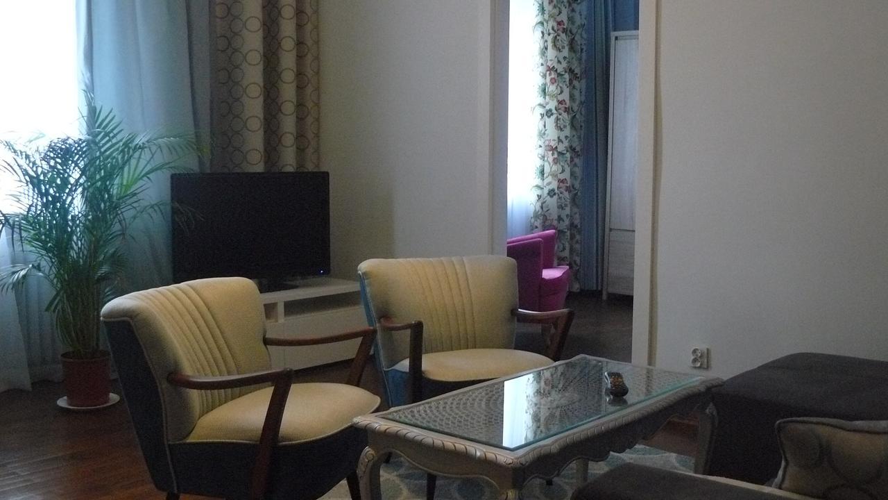 شقة وارسو  في Apartament Chmielna المظهر الخارجي الصورة