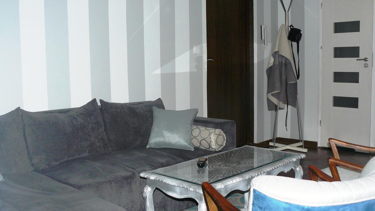 شقة وارسو  في Apartament Chmielna المظهر الخارجي الصورة
